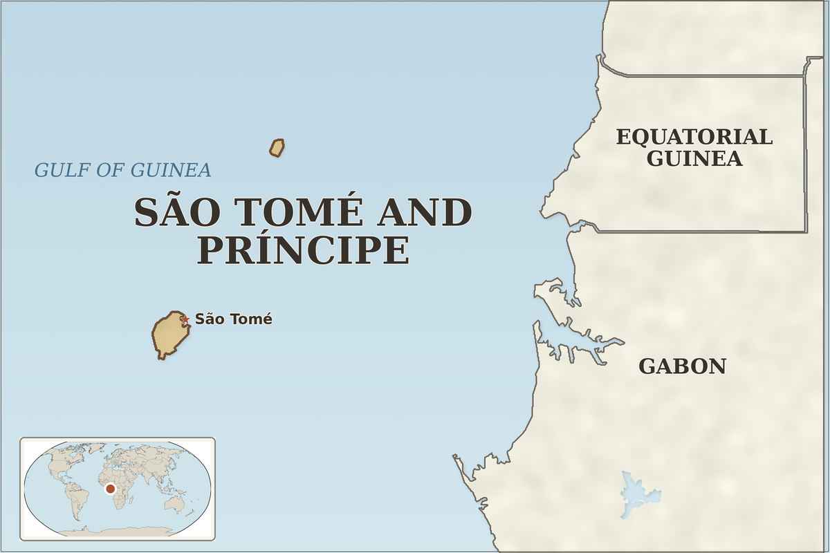 Map of São Tomé and Príncipe in the Gulf of Guinea, showing Equatorial Guinea, Gabon, São Tomé city, and an Africa locator.